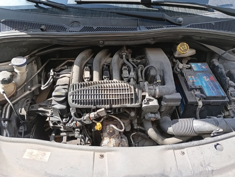 Imagen vehículo DESPIECE COMPLETO DE PEUGEOT 2008 1.2 12V VTI (82CV) DEL AÑO 2015 - Auto-Desguace Luque Imagen vehículo DESPIECE COMPLETO DE PEUGEOT 2008 1.2 12V VTI (82CV) DEL AÑO 2015 - Auto-Desguace Luque