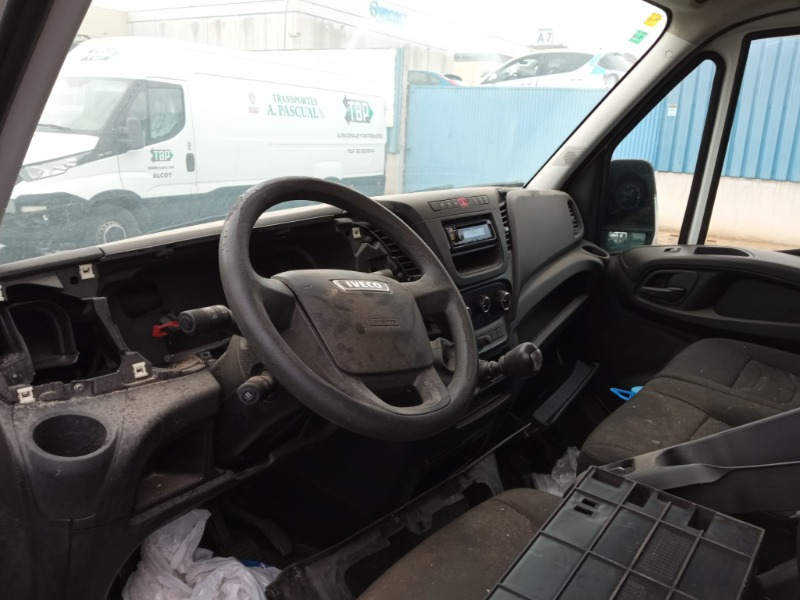 Imagen vehículo DESPIECE COMPLETO DE IVECO DAILY 2.3D (136CV) DEL AÑO 2016 - Auto-Desguace Luque